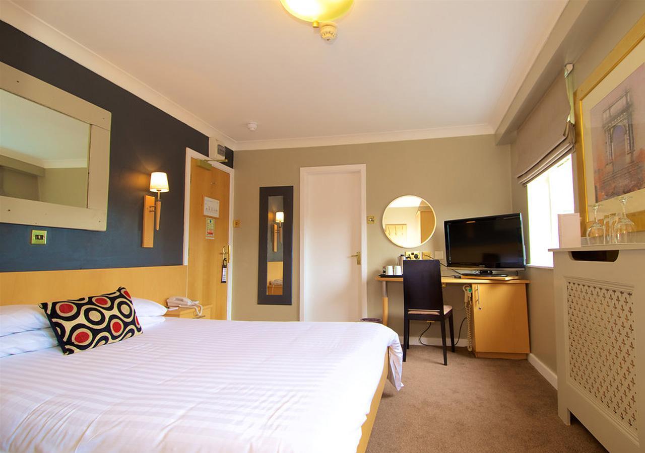 นิว นอร์ธัมเบรีย โฮเต็ล Hotel นิวคาสเซิล อะพอน ไทน์ ภายนอก รูปภาพ